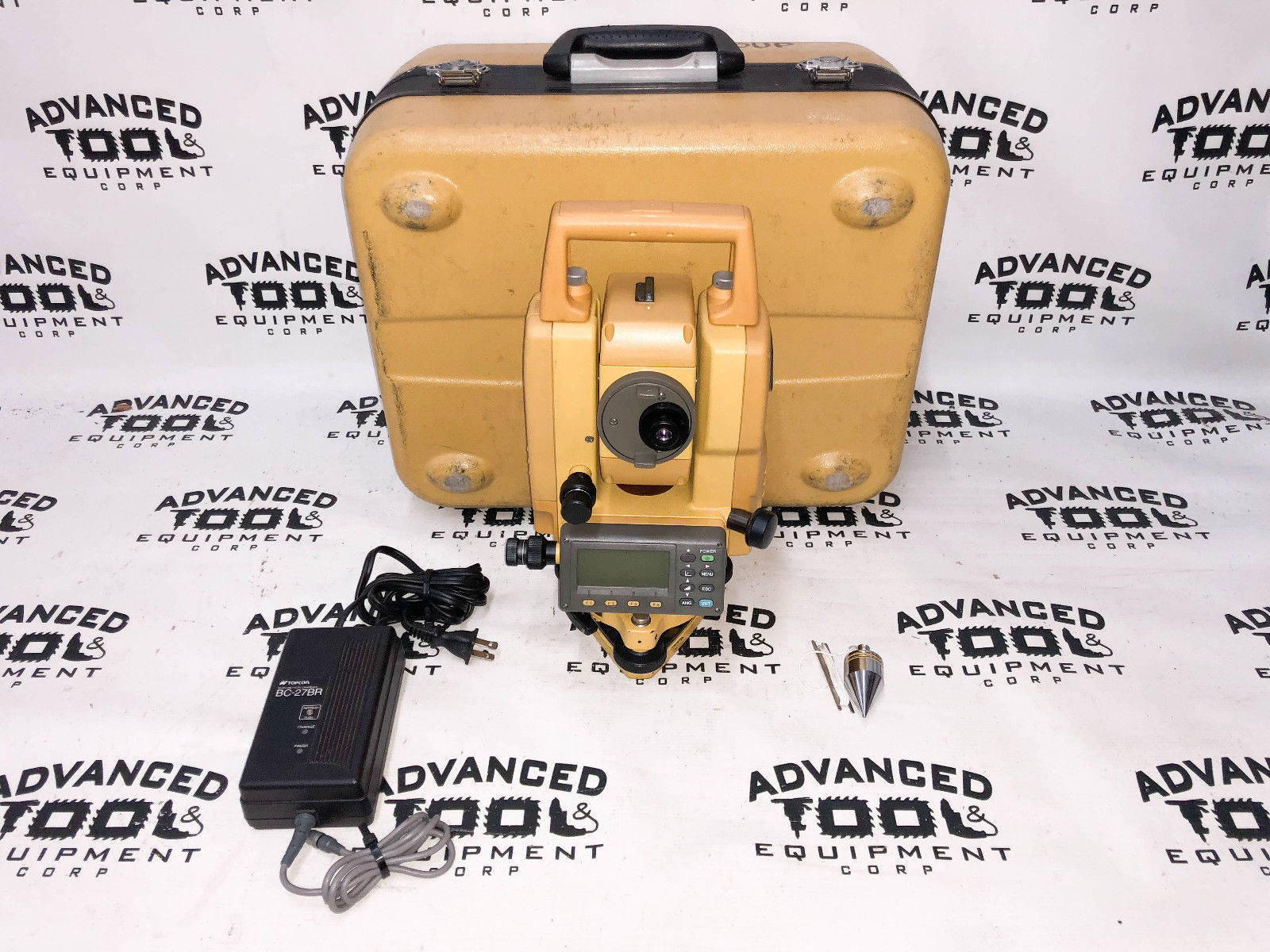 Topcon GTS233W Total Station Transit w/ Case New Charger, Battery