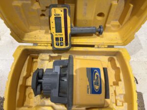 Trimble Spectra Precision LL500 Automatic Rotary Laser Level w/ HL700 Receiver