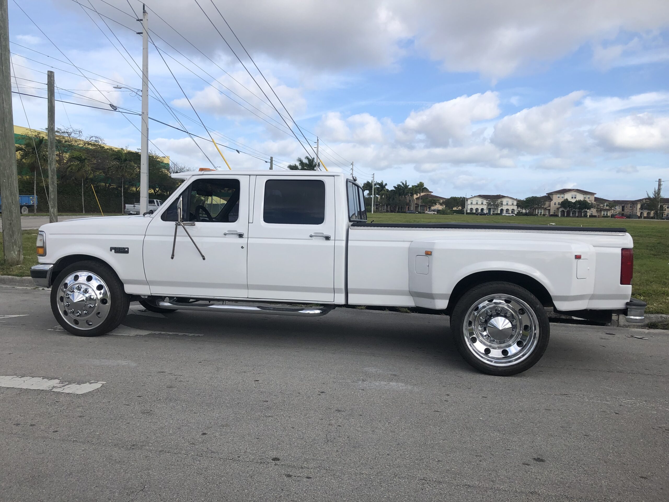 1994 Ford F-350 Crew Cab 7.3 Turbo Diesel w/ Only 111,000 Miles - Image 5